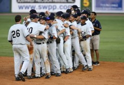 乐鱼电竞在线平台登录入口-中国篮球职业联赛球队战术创新模式分析，篮球技术创新