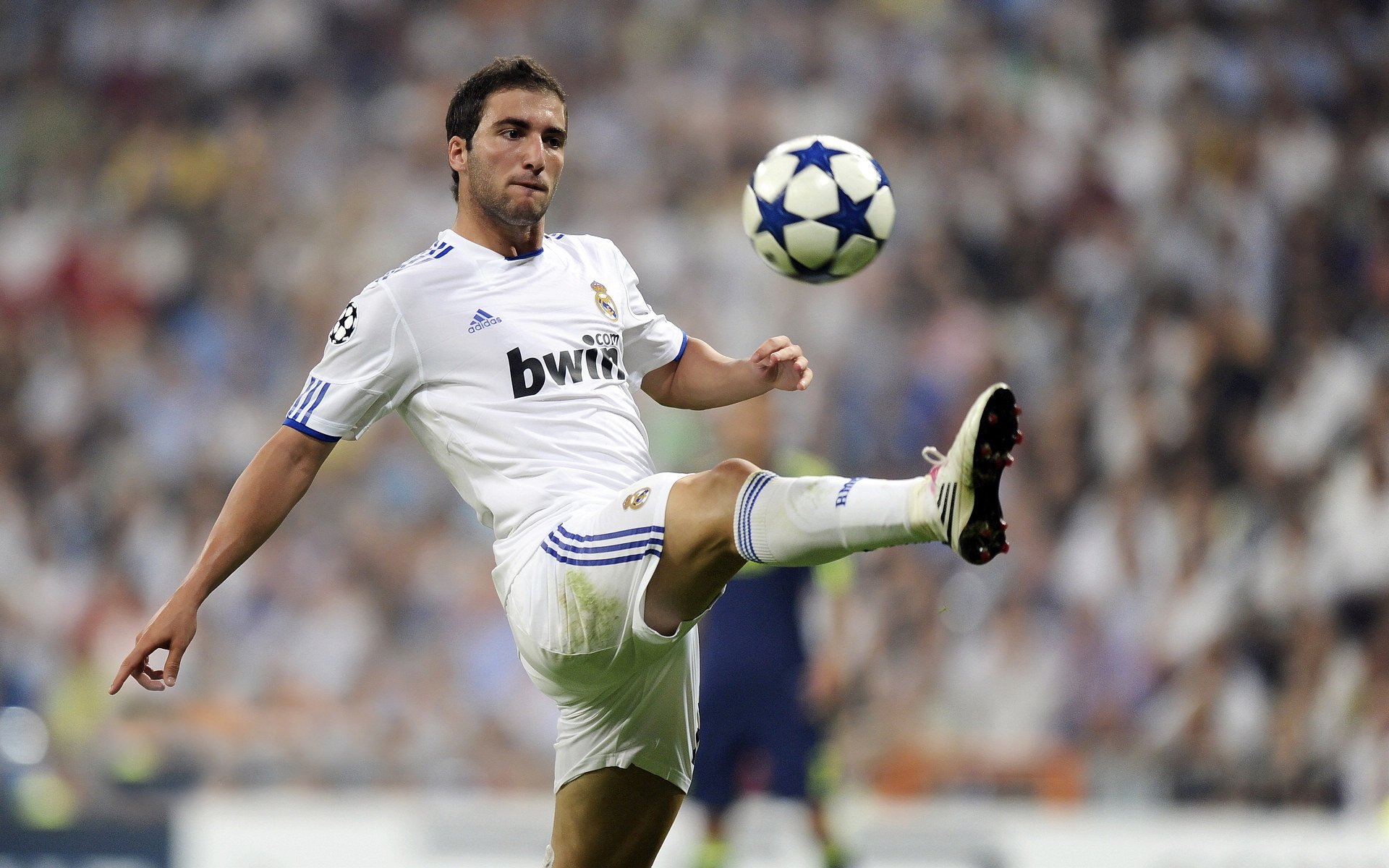 朗斯稳扎稳打提升积分排名,朗斯品牌